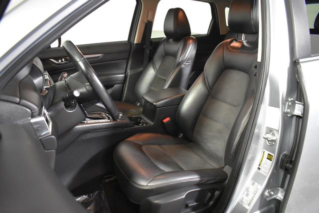 Used 2020 MAZDA CX-5 Touring FWD image 9