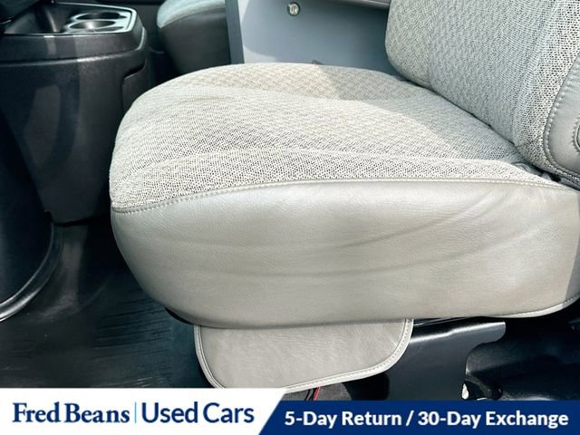 Used 2022 Chevrolet Express 2500 w/ Driver Convenience Package image 19