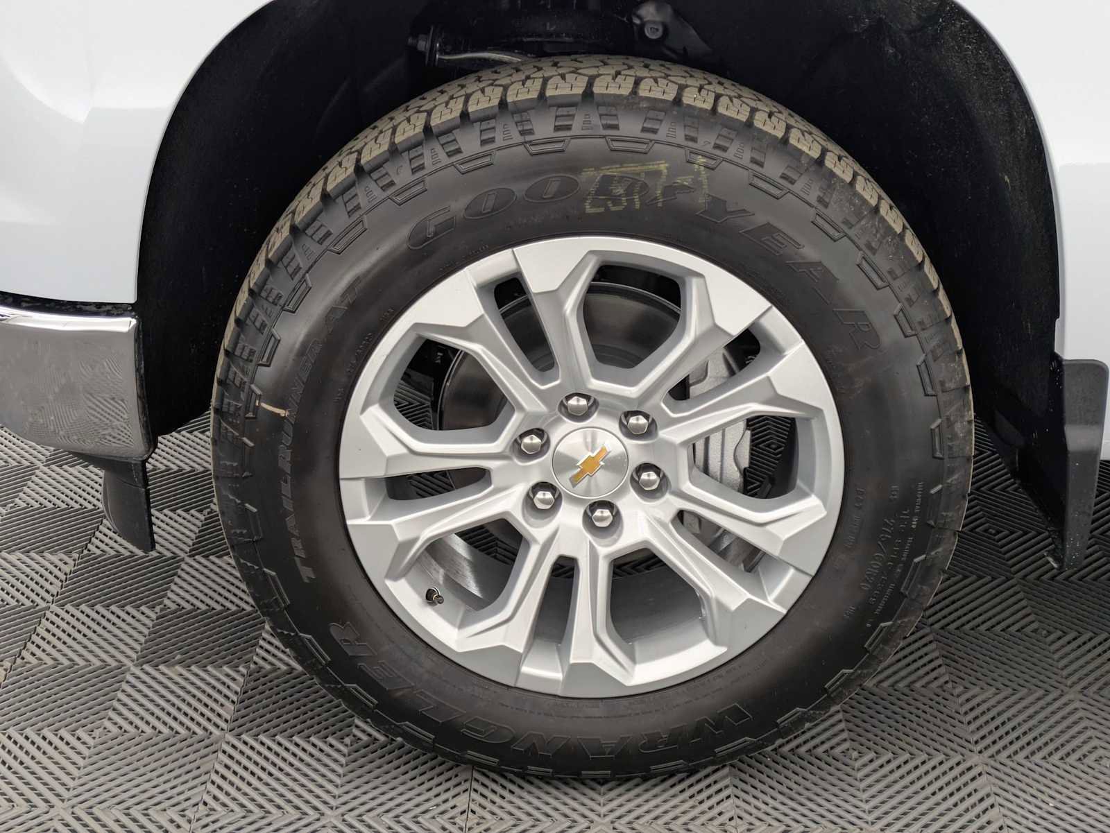 New 2026 Chevrolet Silverado 1500 LTZ image 15