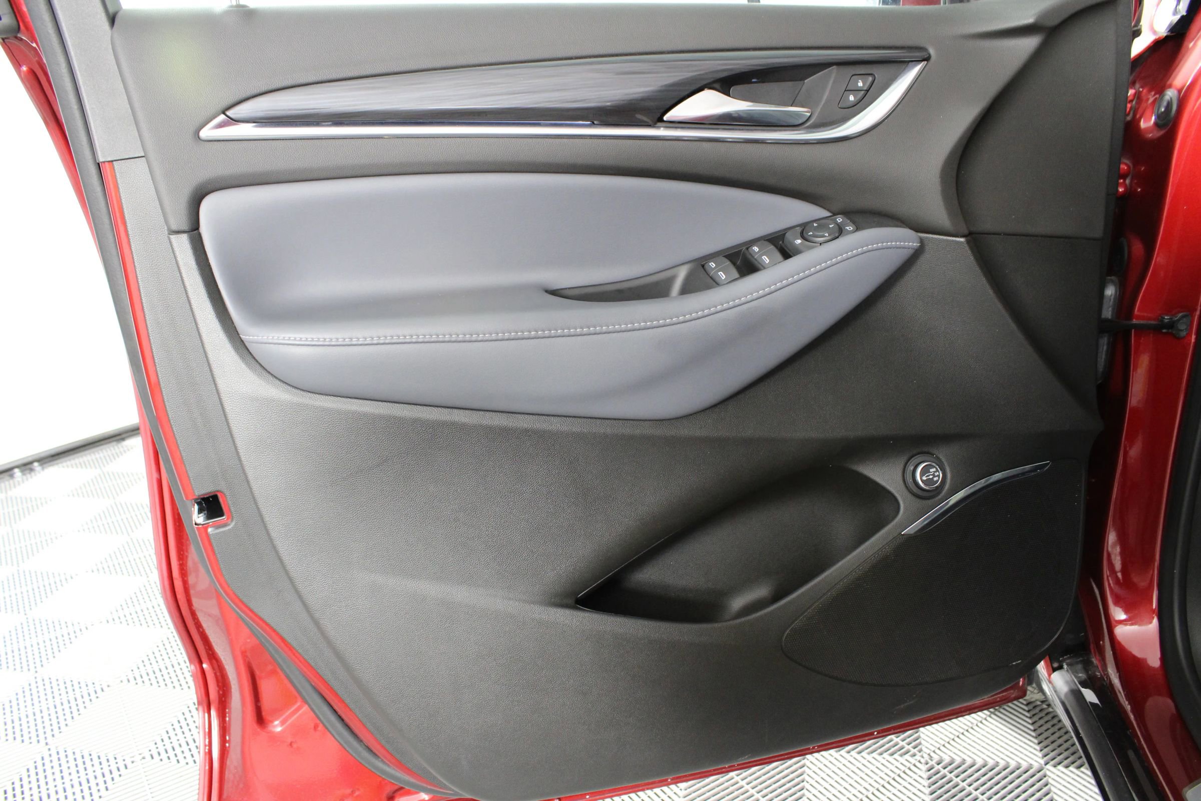 Used 2024 Buick Enclave Essence w/ Experience Buick Package AWD/4WD image 48