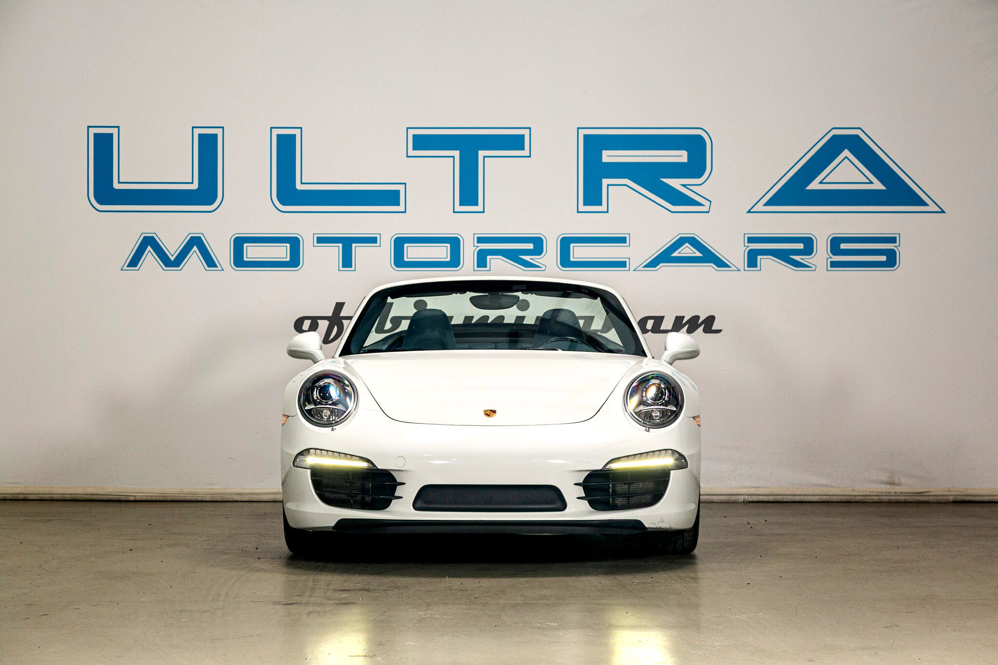 Used 2013 Porsche 911 Carrera S image 11