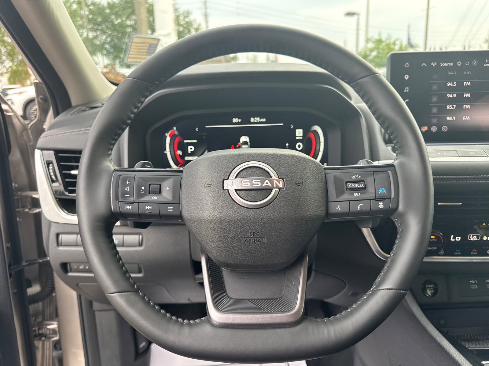 Certified 2025 Nissan Rogue SL w/ SL Premium Package FWD image 13