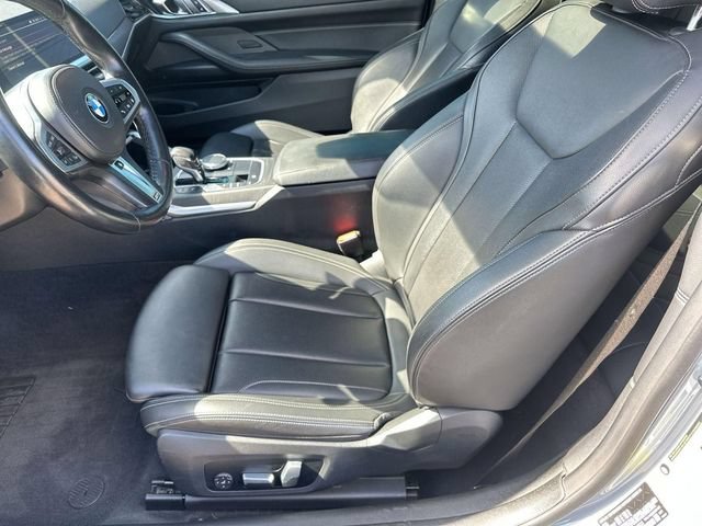 Used 2023 BMW M440i Coupe w/ Premium Package RWD image 5