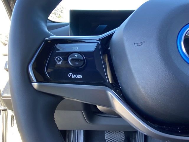 Certified 2025 BMW i5 eDrive40i w/ Premium Package image 23