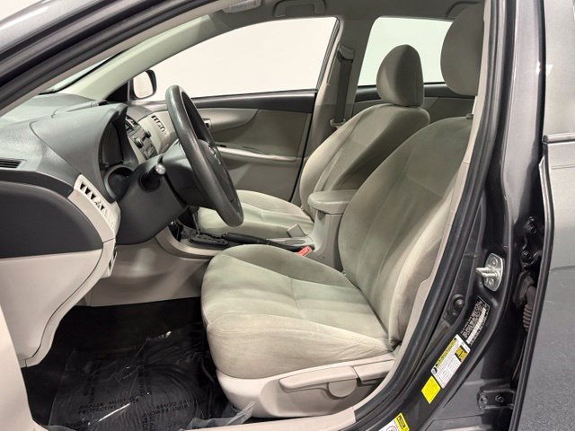 Used 2013 Toyota Corolla L FWD image 10
