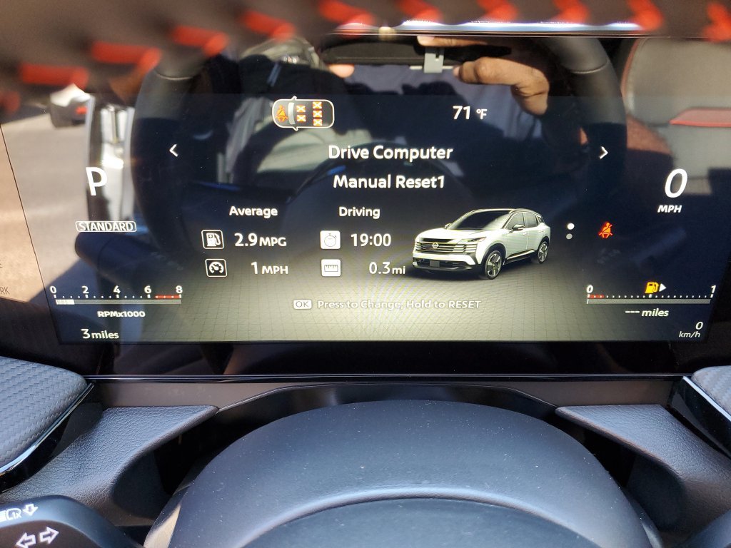 New 2027 Nissan Kicks SR FWD image 28