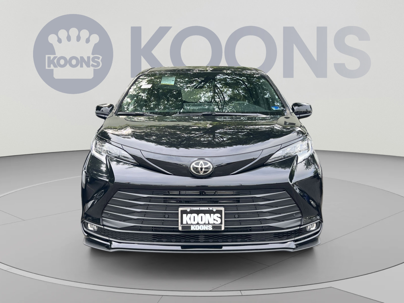 New 2026 Toyota Sienna XLE Woodland Edition AWD/4WD image 4