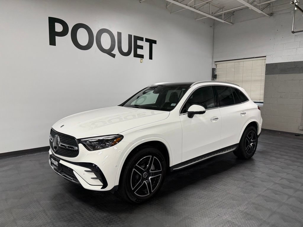 Used 2023 Mercedes-Benz GLC 300 4MATIC image 2