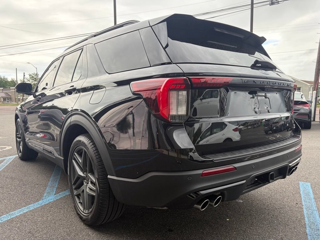 Used 2026 Ford Explorer ST w/ Sun And Sound Package AWD/4WD image 7