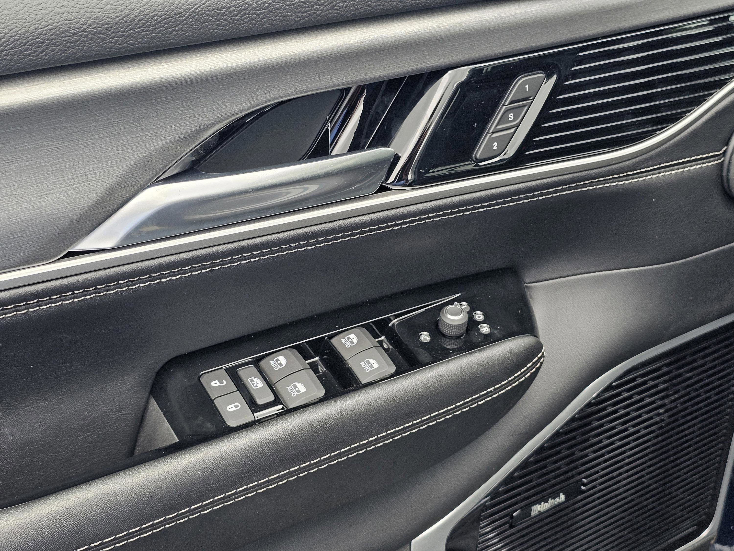 New 2026 Jeep Grand Wagoneer Limited AWD/4WD image 15