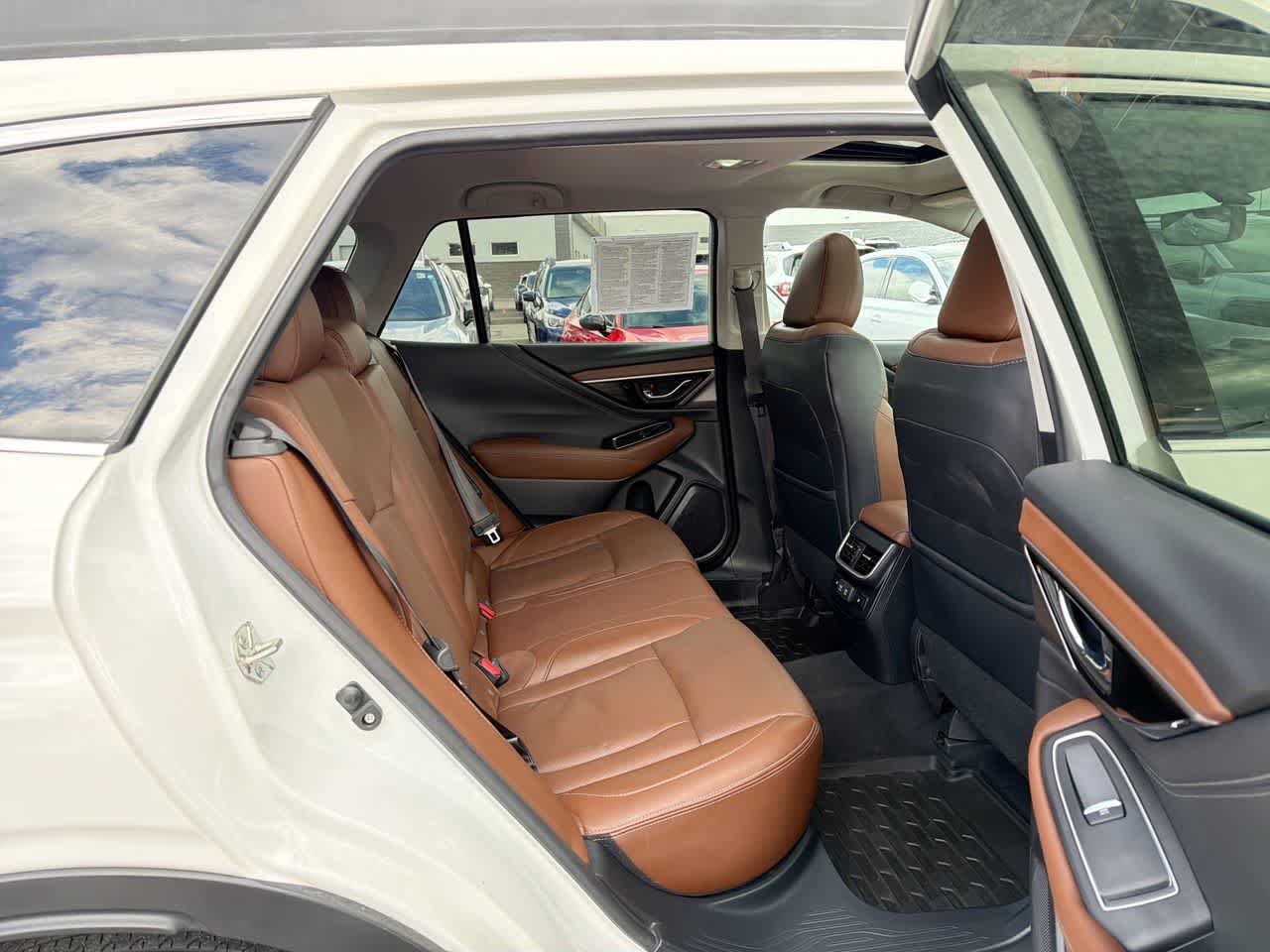 Used 2020 Subaru Outback Touring w/ Popular Package #2 image 26