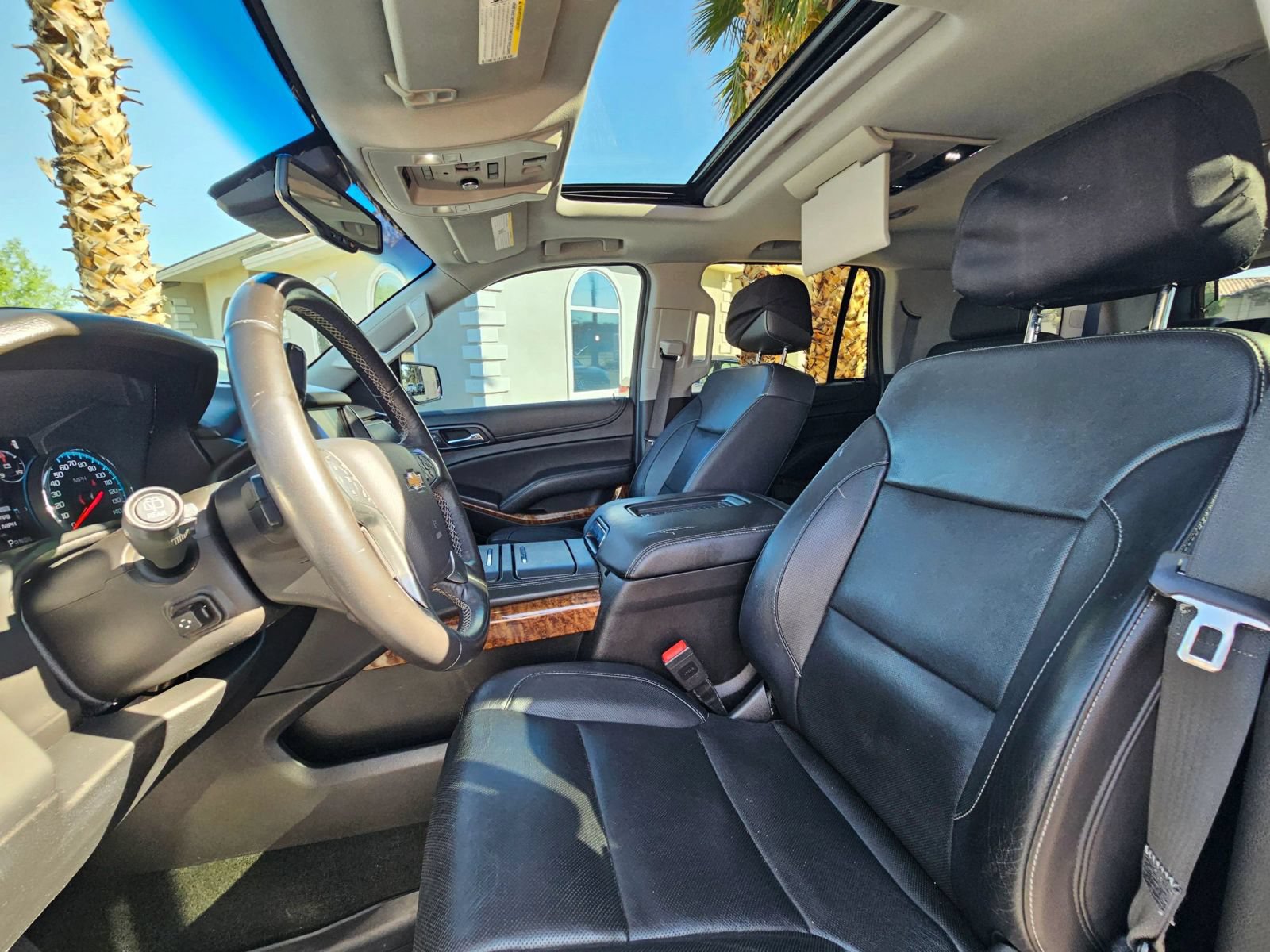 Used 2018 Chevrolet Tahoe Premier AWD/4WD image 10