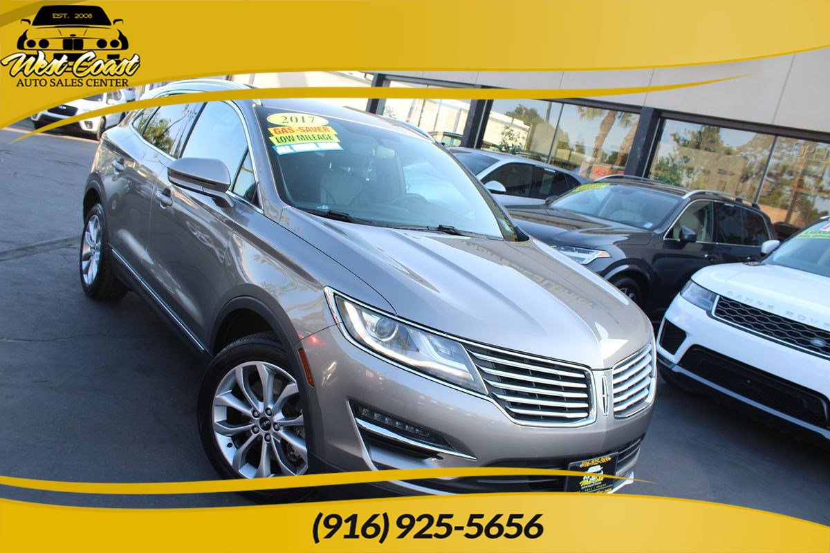 Used 2017 Lincoln MKC Select w/ Select Plus Package image 1