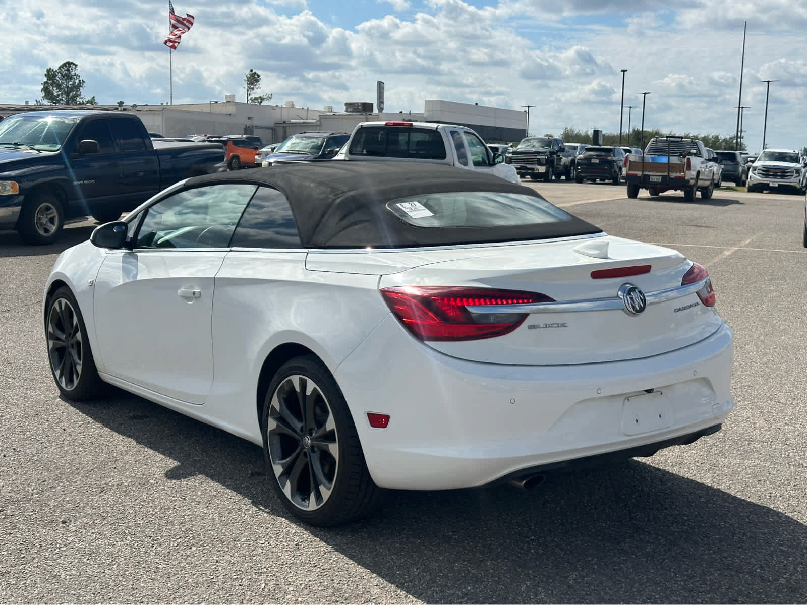 Used 2018 Buick Cascada Premium FWD image 9