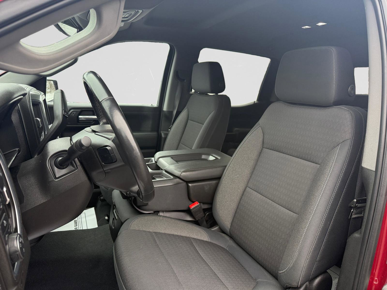 Used 2019 Chevrolet Silverado 1500 LT w/ All-Star Edition AWD/4WD image 9