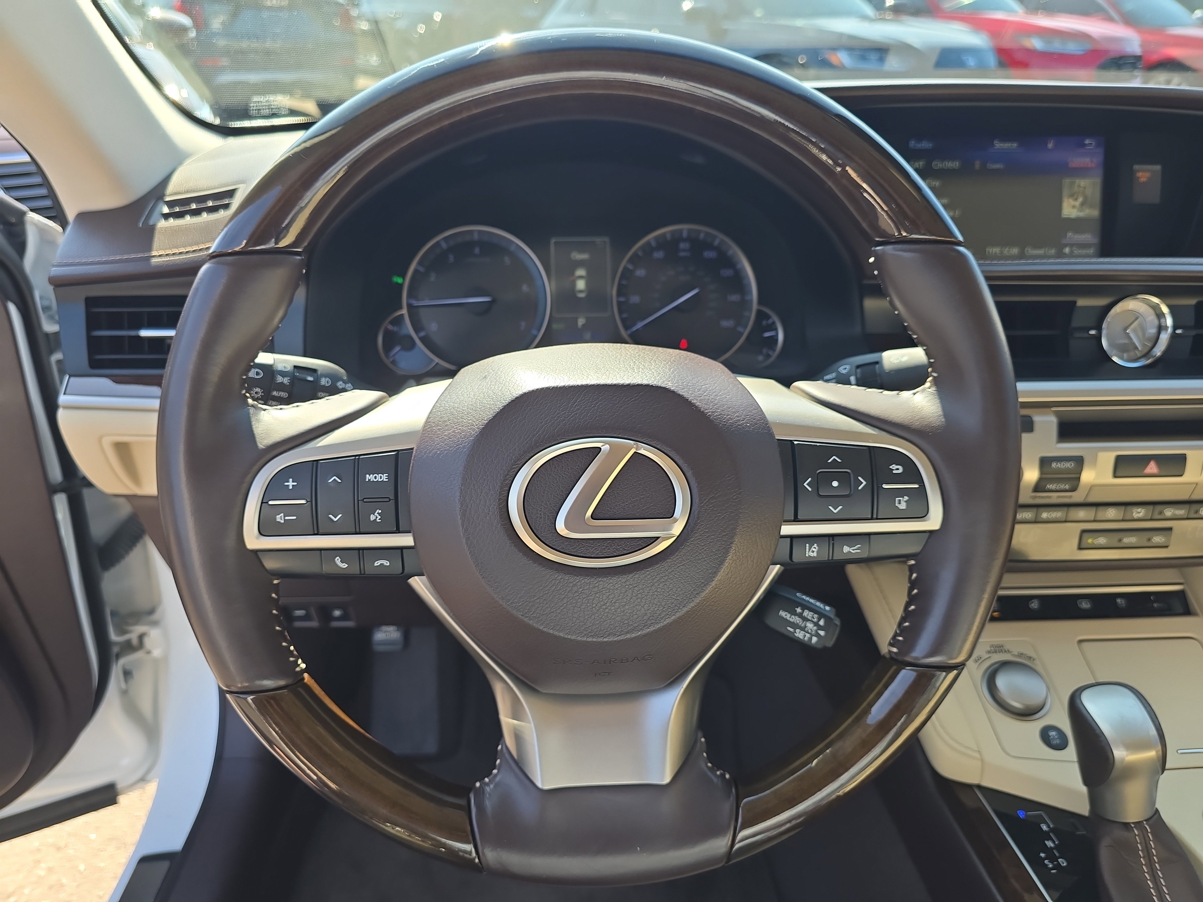 Used 2017 Lexus ES 350 image 32
