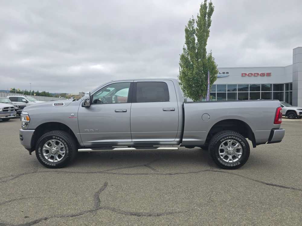 Used 2024 RAM 2500 Laramie w/ Safety Group AWD/4WD image 2