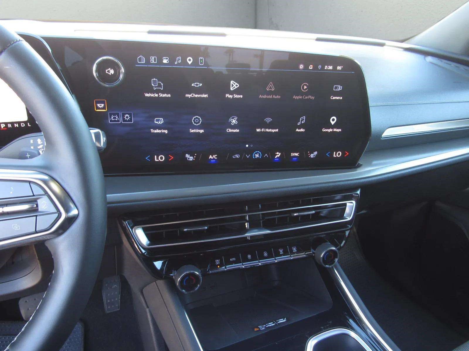Used 2026 Chevrolet Traverse LT w/ Driver Confidence Package AWD/4WD image 19