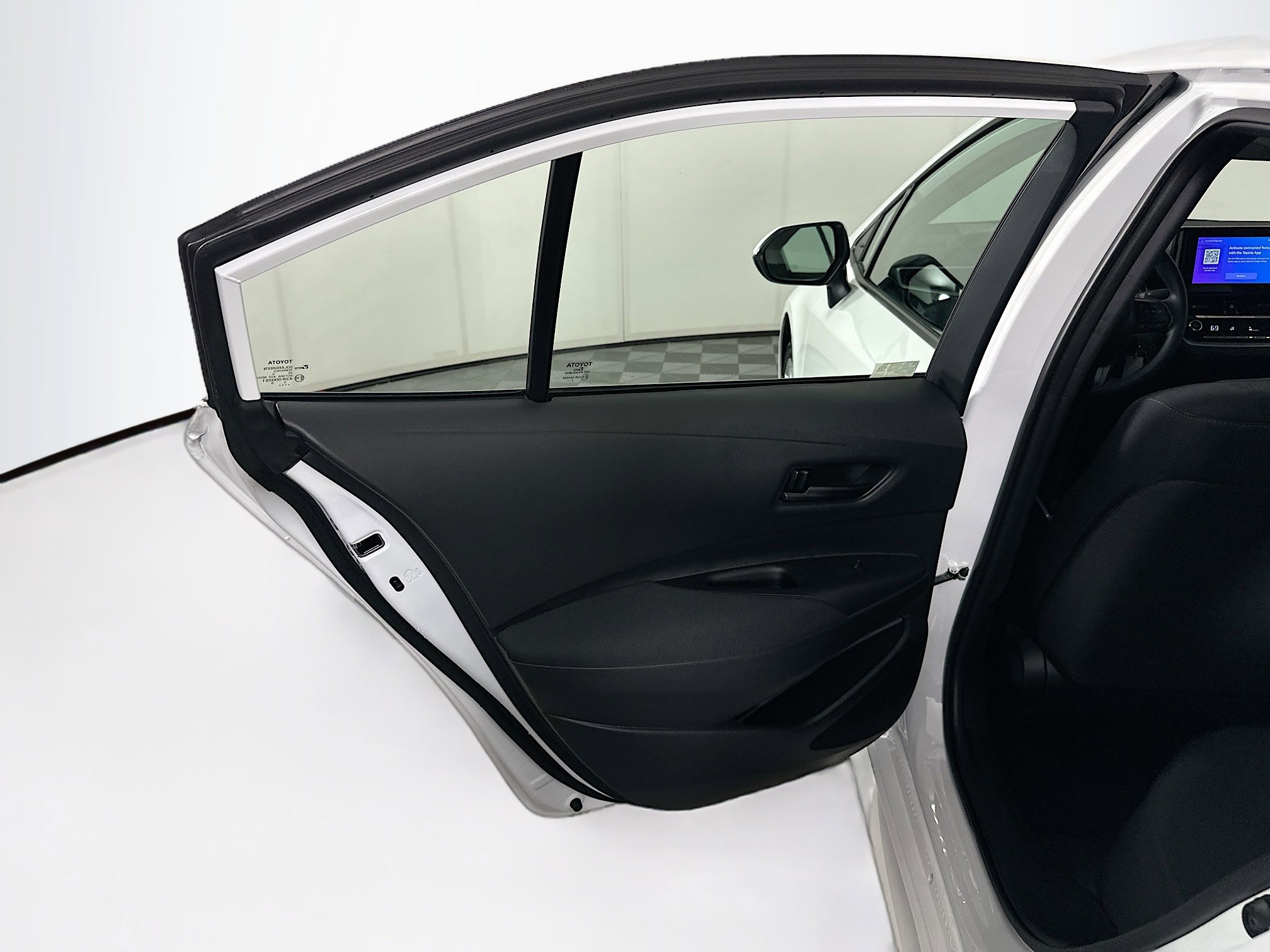 Used 2026 Toyota Corolla LE image 24