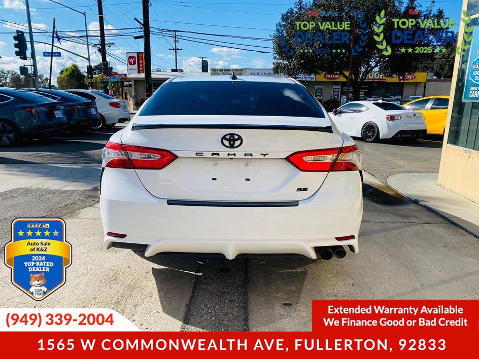 Used 2022 Toyota Camry SE FWD image 14