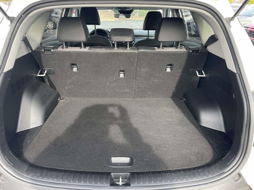 Used 2023 Kia Seltos S image 49