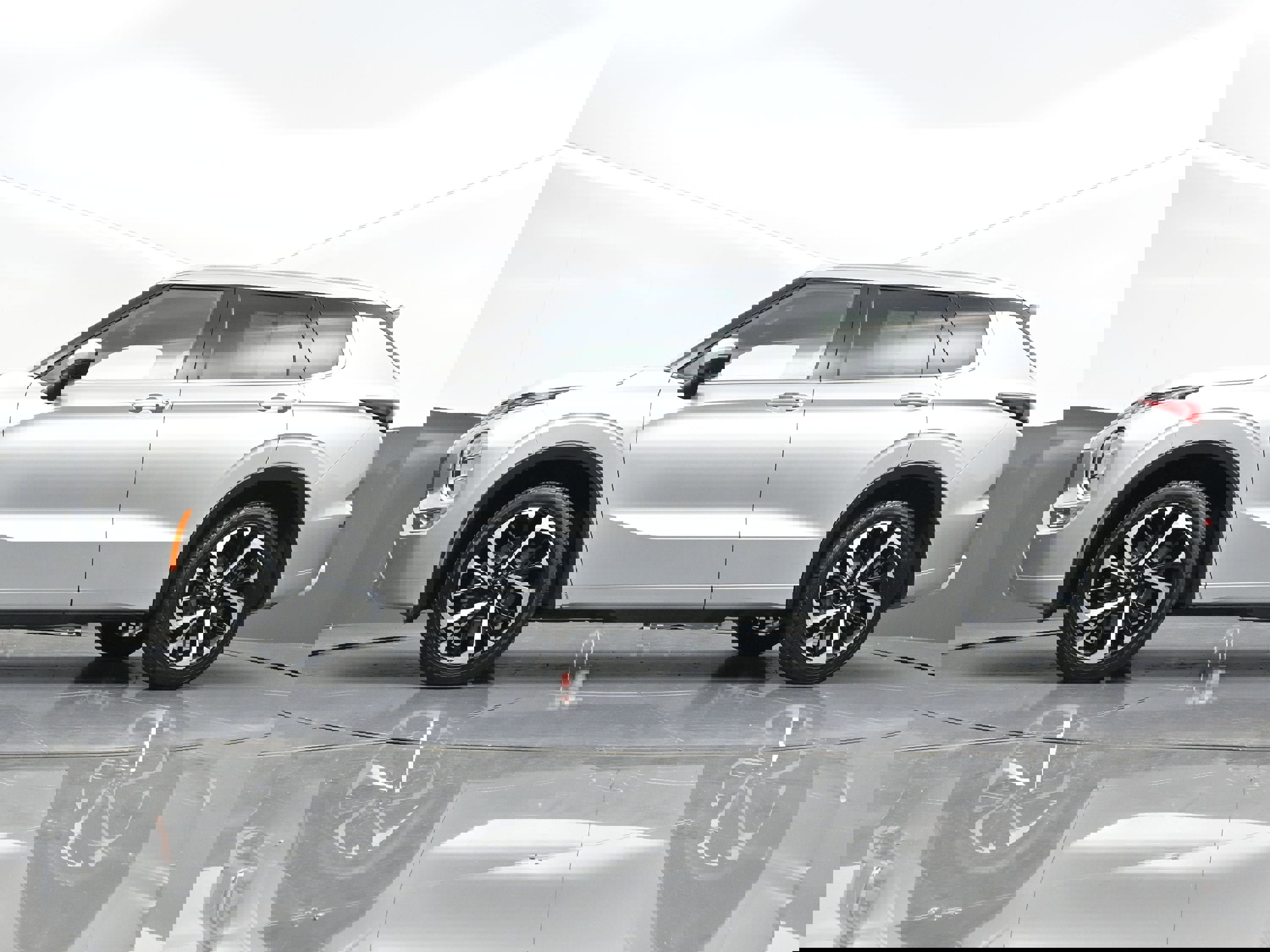 Used 2022 Mitsubishi Outlander SEL image 42