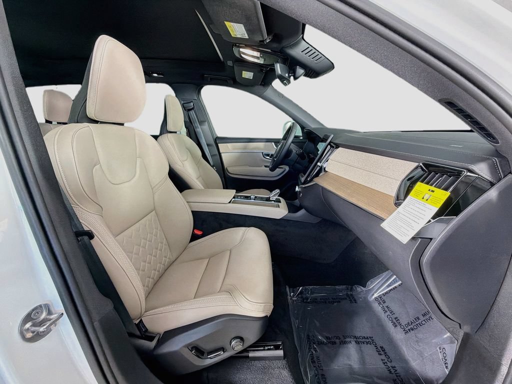 New 2026 Volvo XC90 B6 Core AWD/4WD image 30