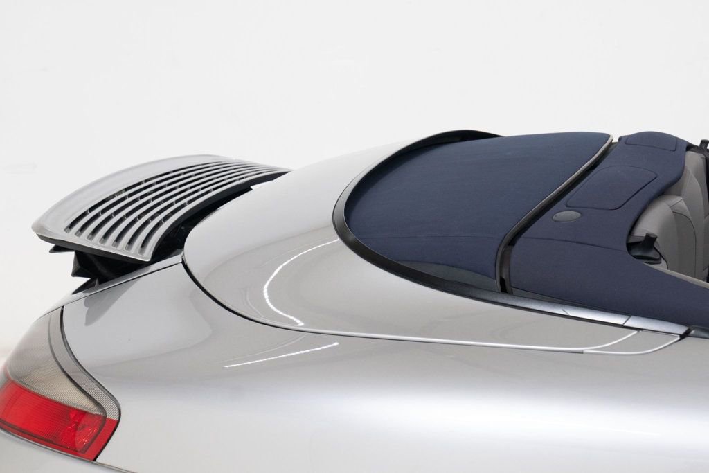 Used 2003 Porsche 911 Carrera image 20