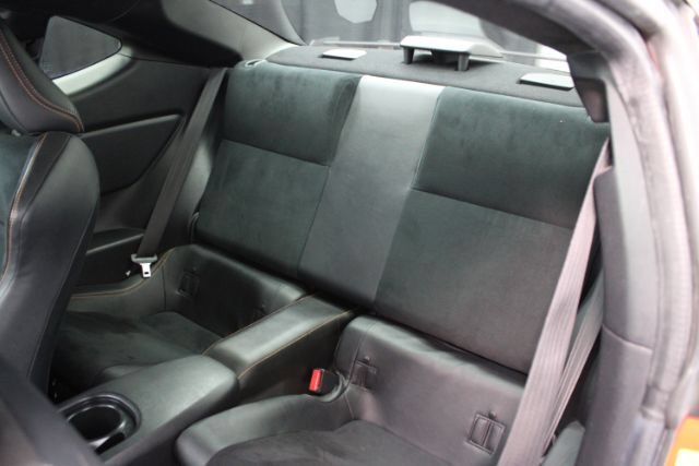 Used 2017 Toyota 86 860 Special Edition RWD image 18