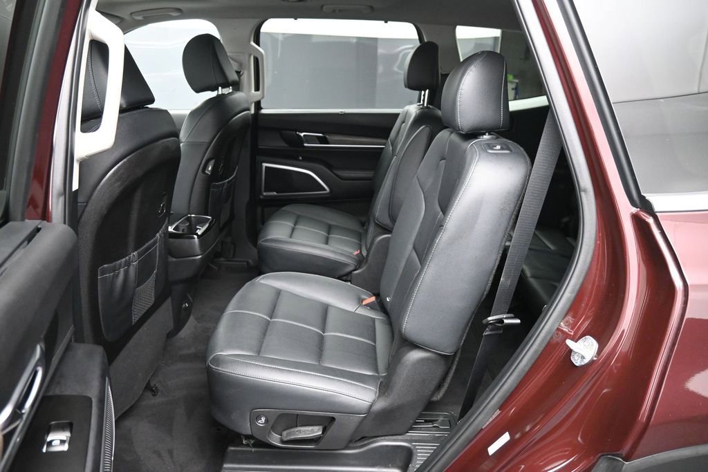 Certified 2022 Kia Telluride EX w/ EX Premium Package FWD image 22