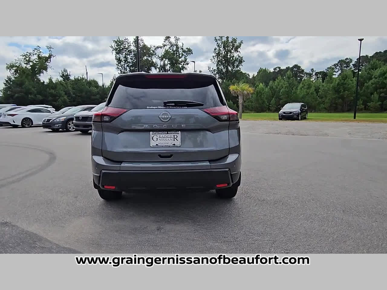 New 2026 Nissan Rogue SV image 32