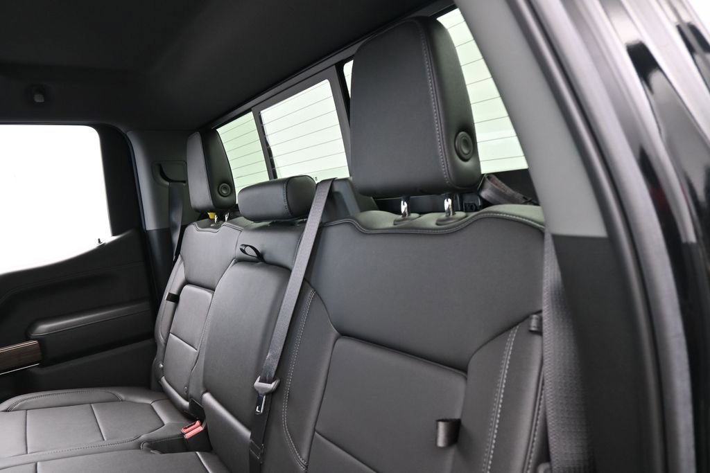 Used 2021 Chevrolet Silverado 1500 LT w/ Convenience Package II RWD image 30