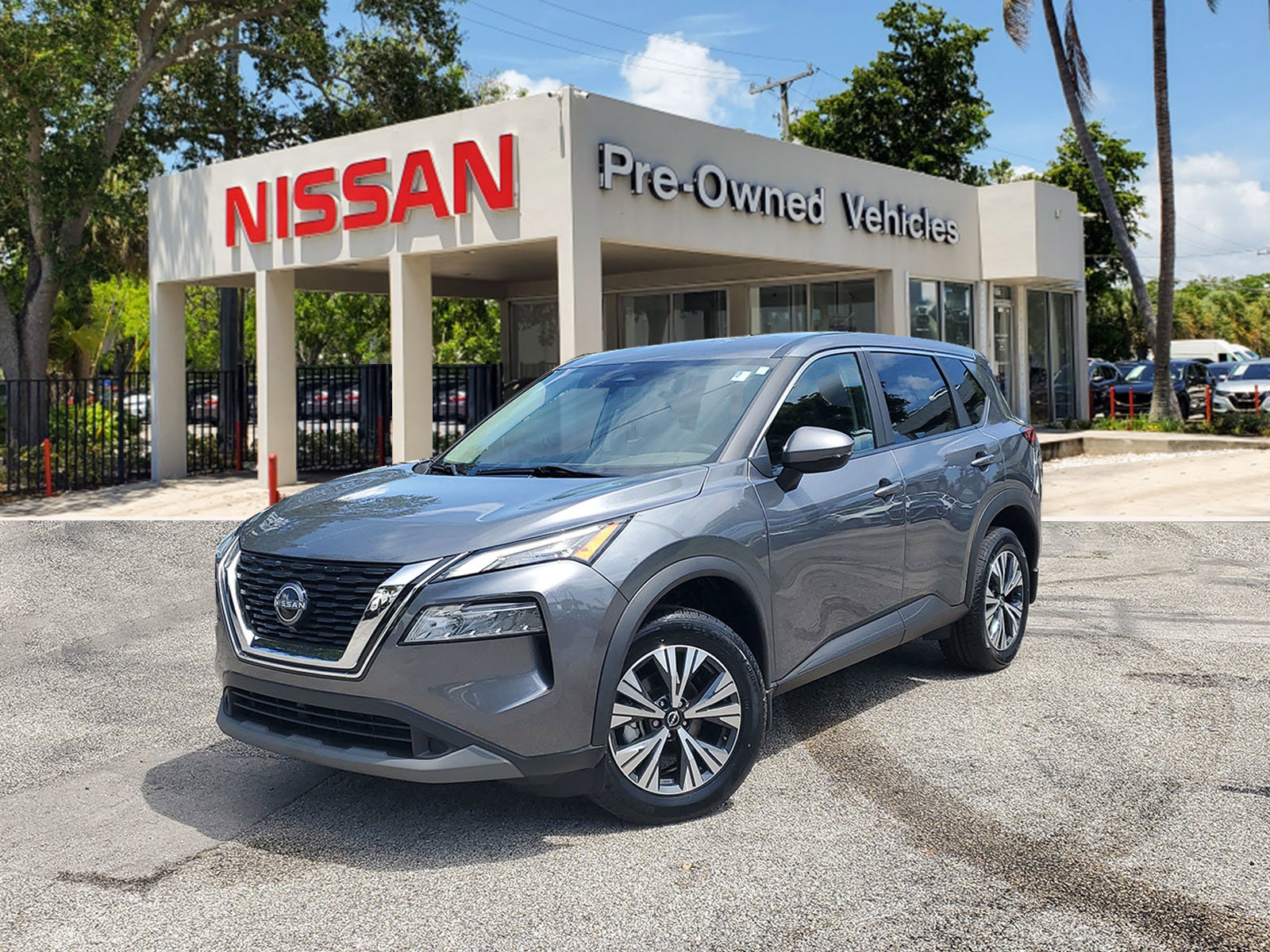 Certified 2023 Nissan Rogue SV image 1