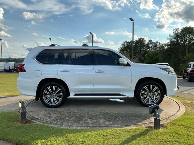 Used 2016 Lexus LX 570 4WD w/ Luxury Package image 9