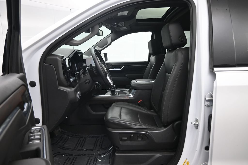 Used 2022 GMC Sierra 1500 SLT w/ SLT Premium Plus Package AWD/4WD image 24