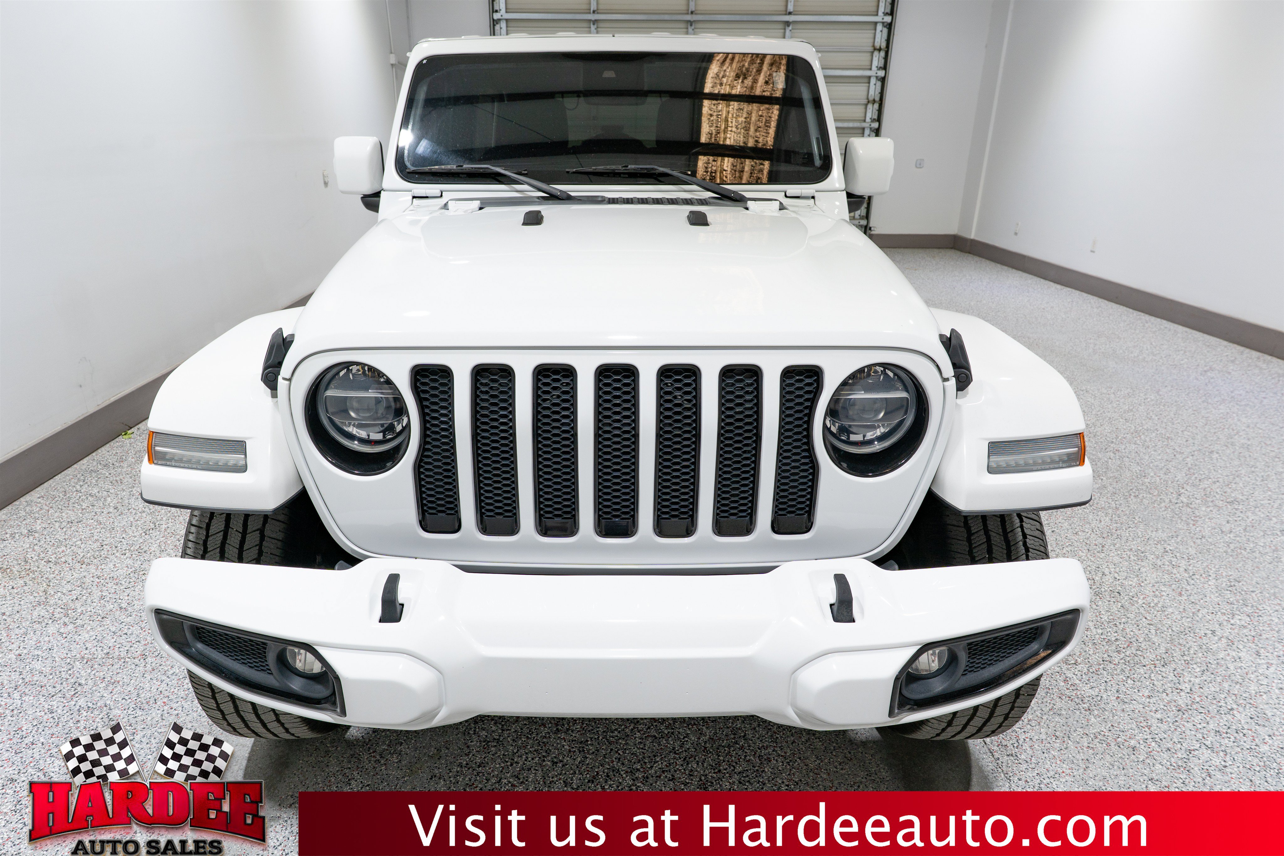 Used 2020 Jeep Wrangler Unlimited Sahara AWD/4WD image 7
