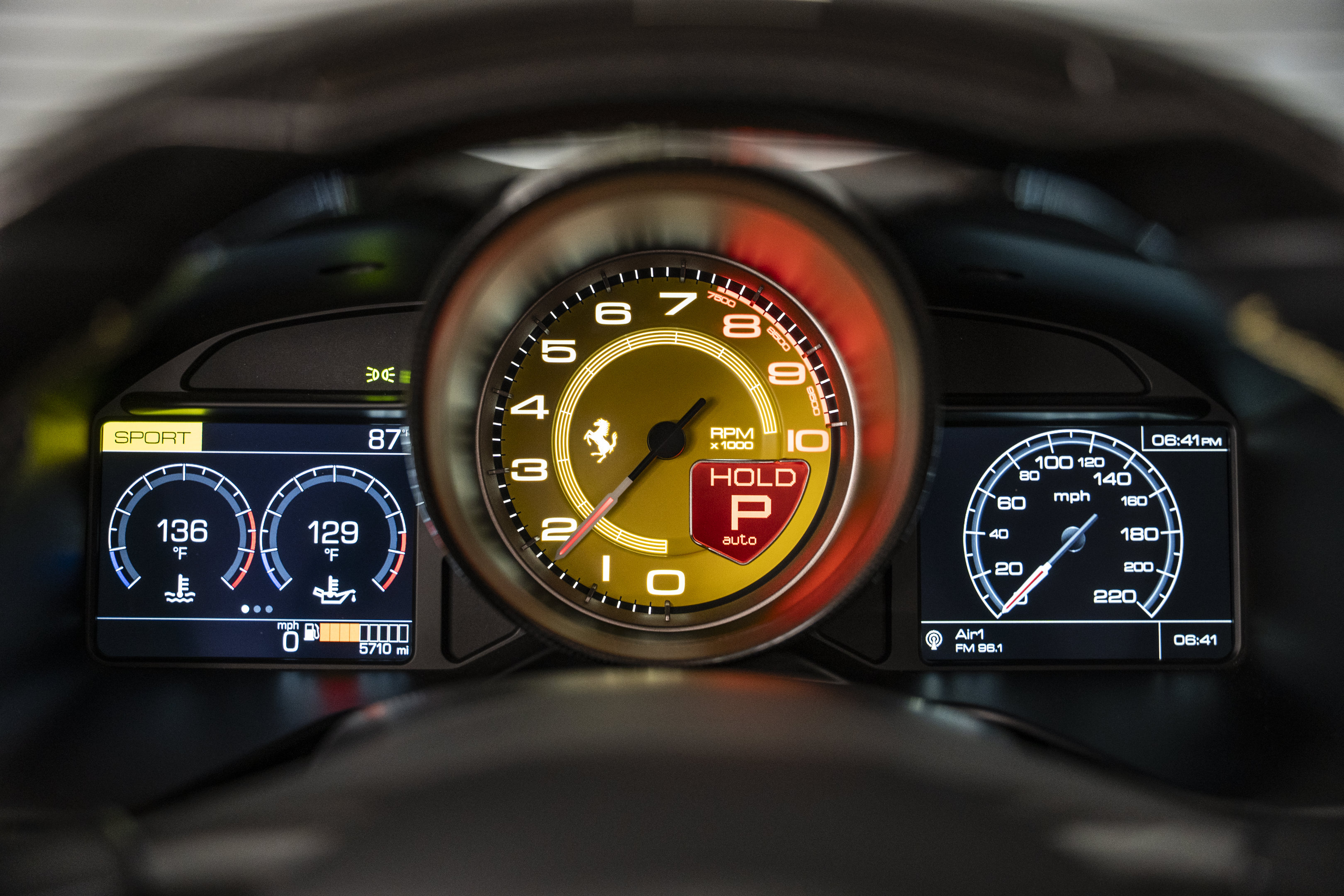 Used 2022 Ferrari Portofino M RWD image 36