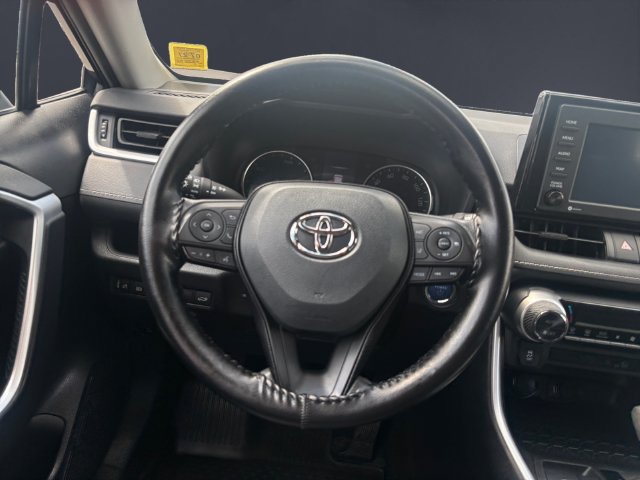 Used 2021 Toyota RAV4 XLE w/ Convenience Package AWD/4WD image 12