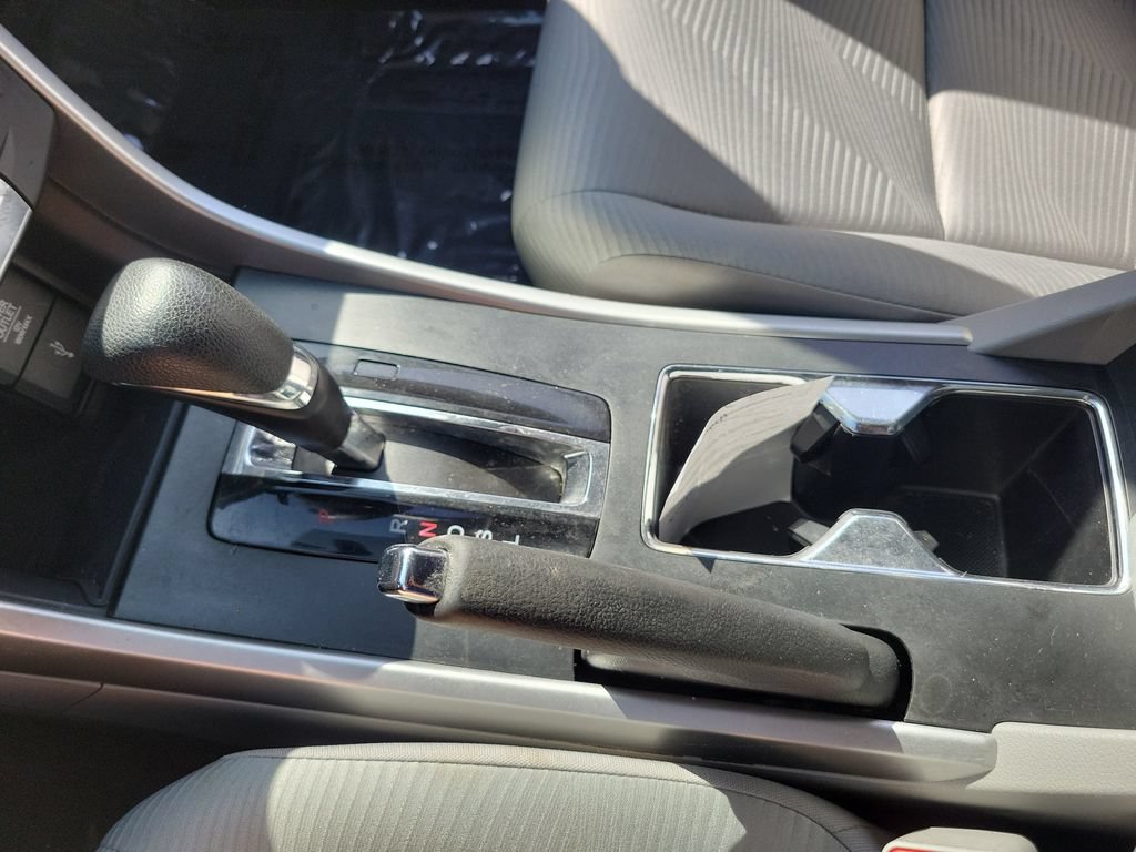 Used 2014 Honda Accord LX image 30
