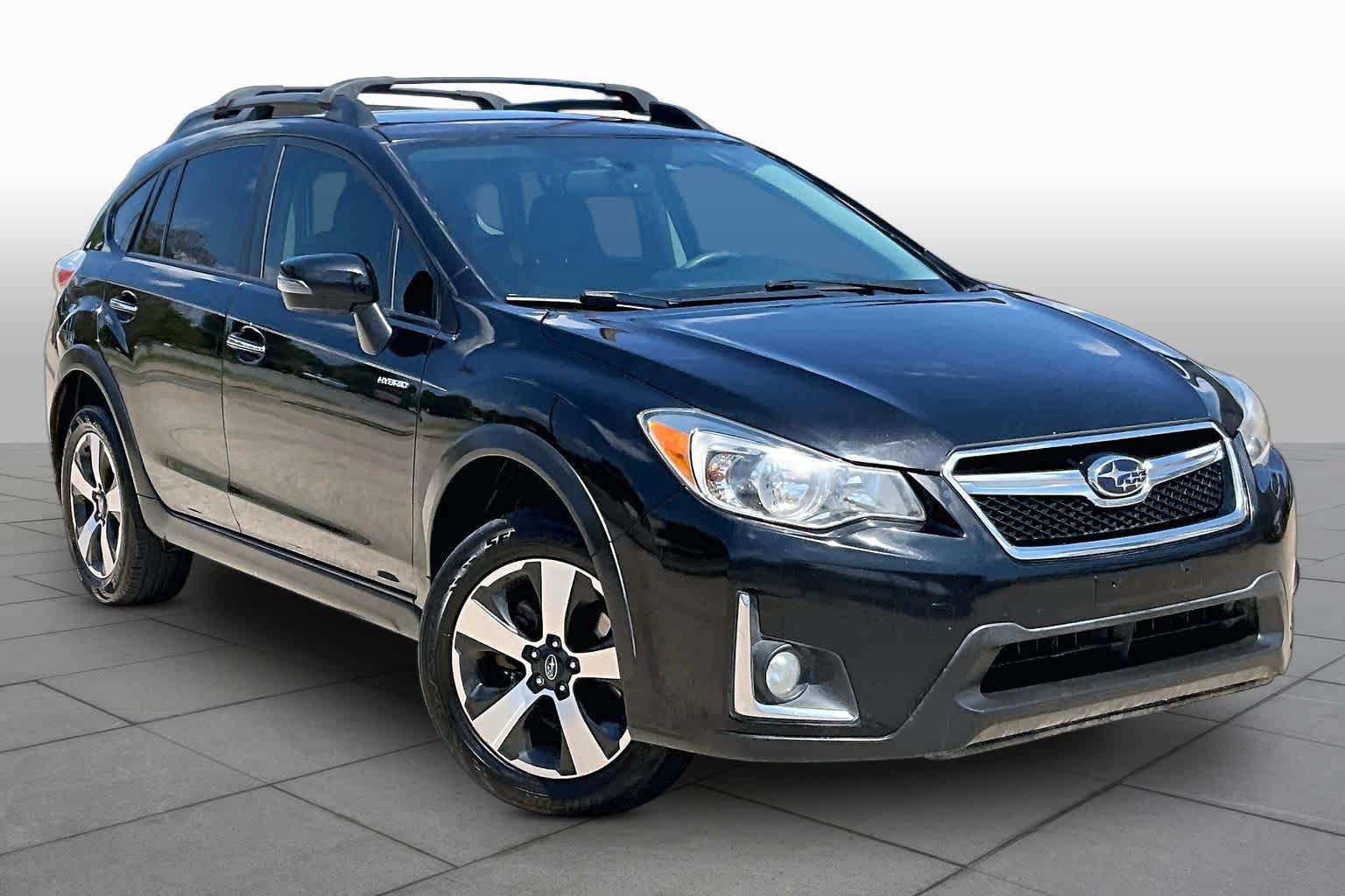 Used 2016 Subaru Crosstrek Touring AWD/4WD image 3