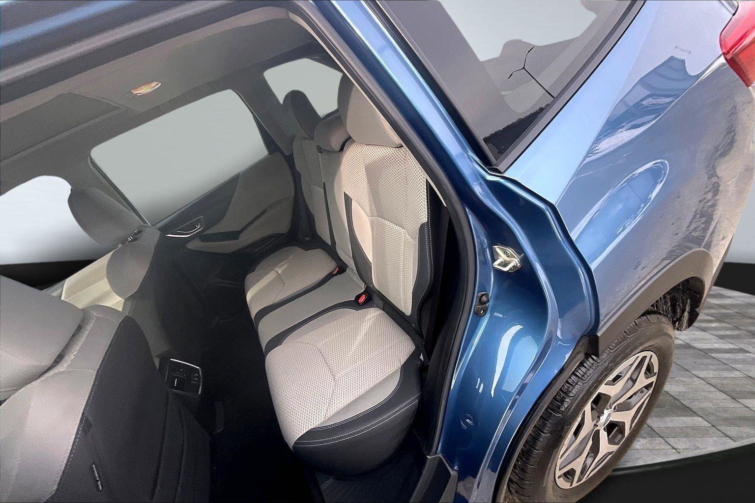 Used 2020 Subaru Forester Premium image 26