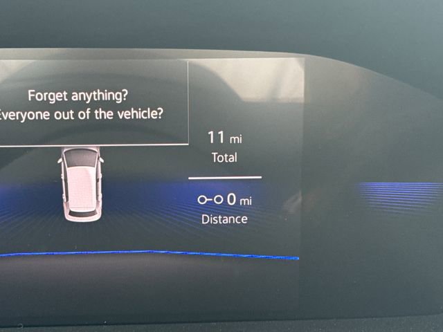 New 2026 Volkswagen Taos SE image 23