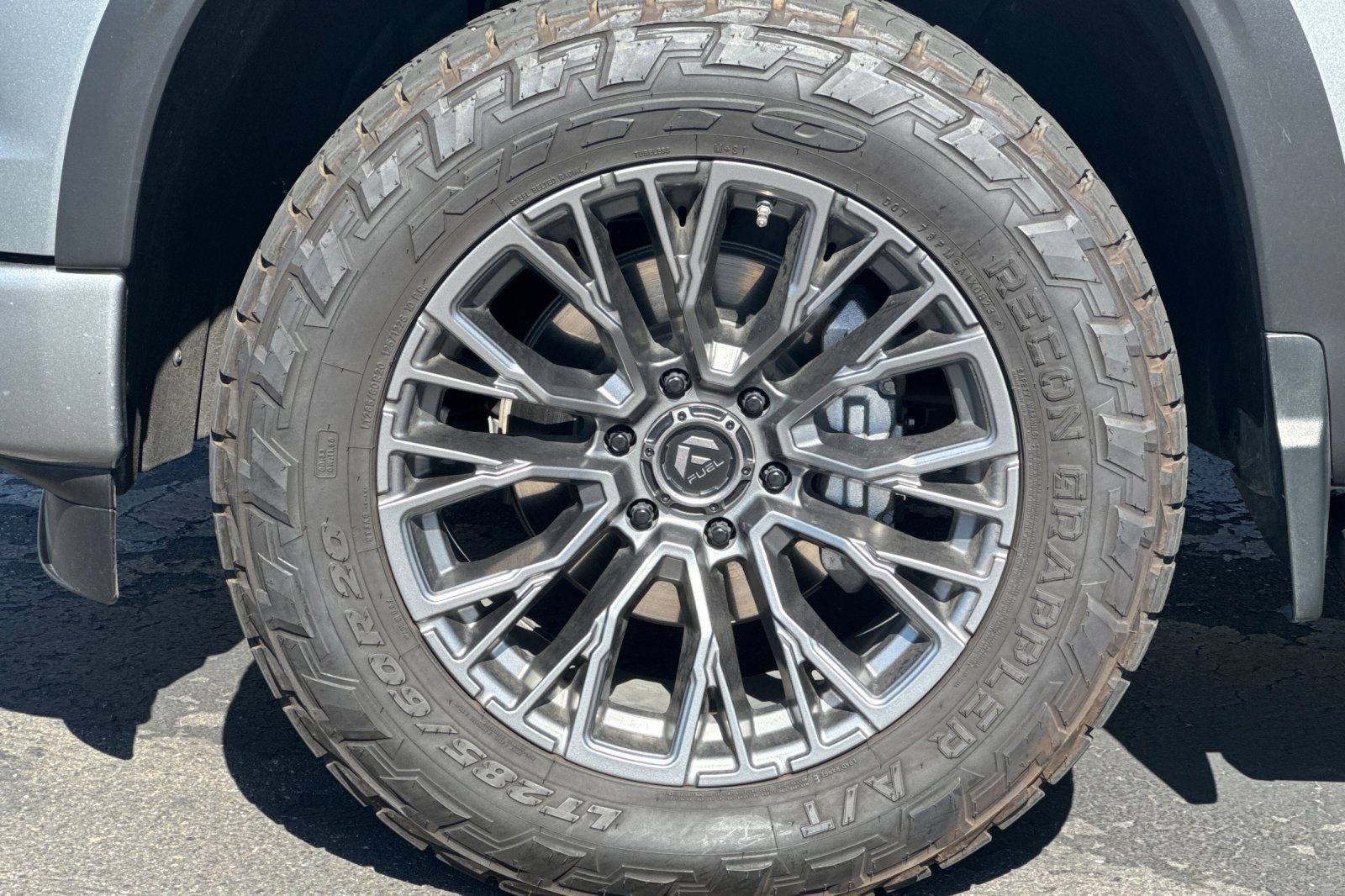 Used 2023 Chevrolet Silverado 1500 High Country w/ High Country Premium Package AWD/4WD image 45