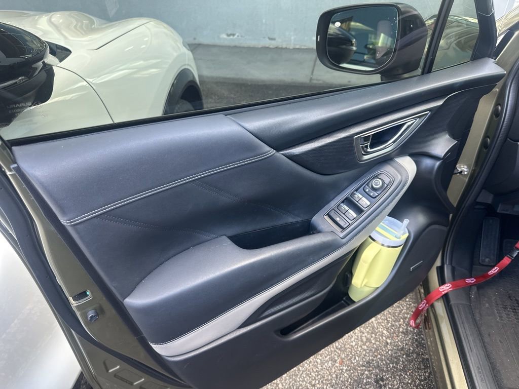 Used 2022 Subaru Forester Limited w/ Popular Package #3 image 11