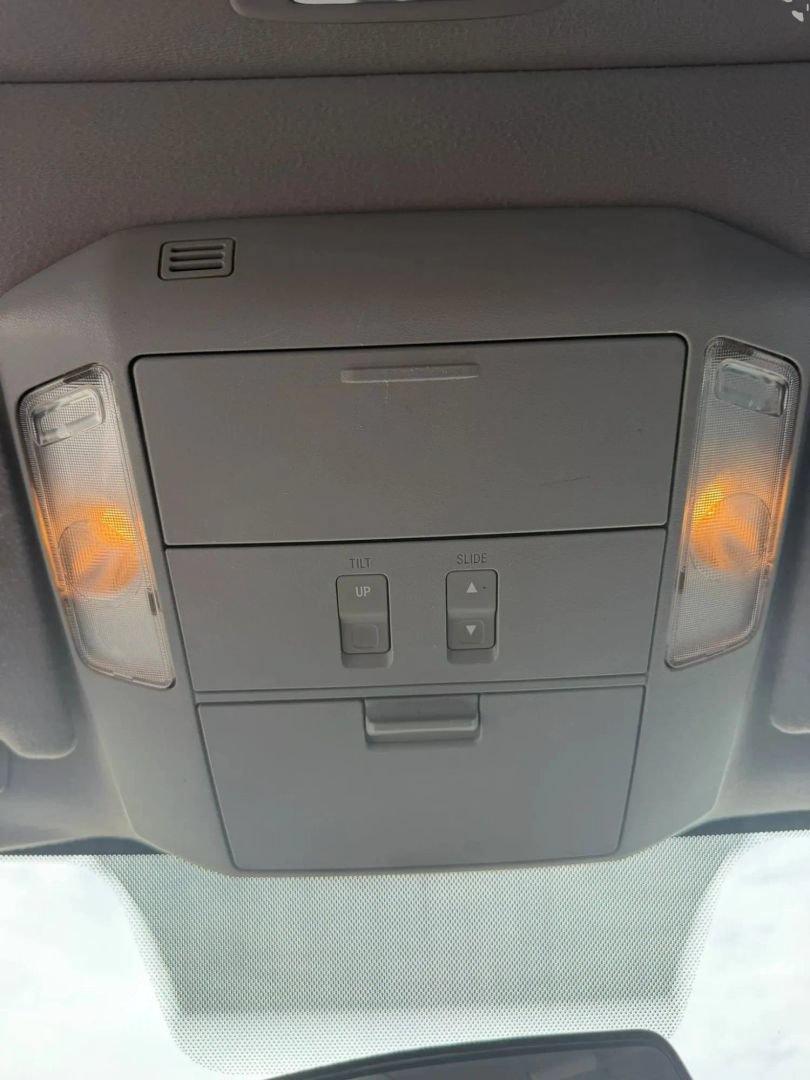 Used 2013 Toyota Sequoia SR5 RWD image 26