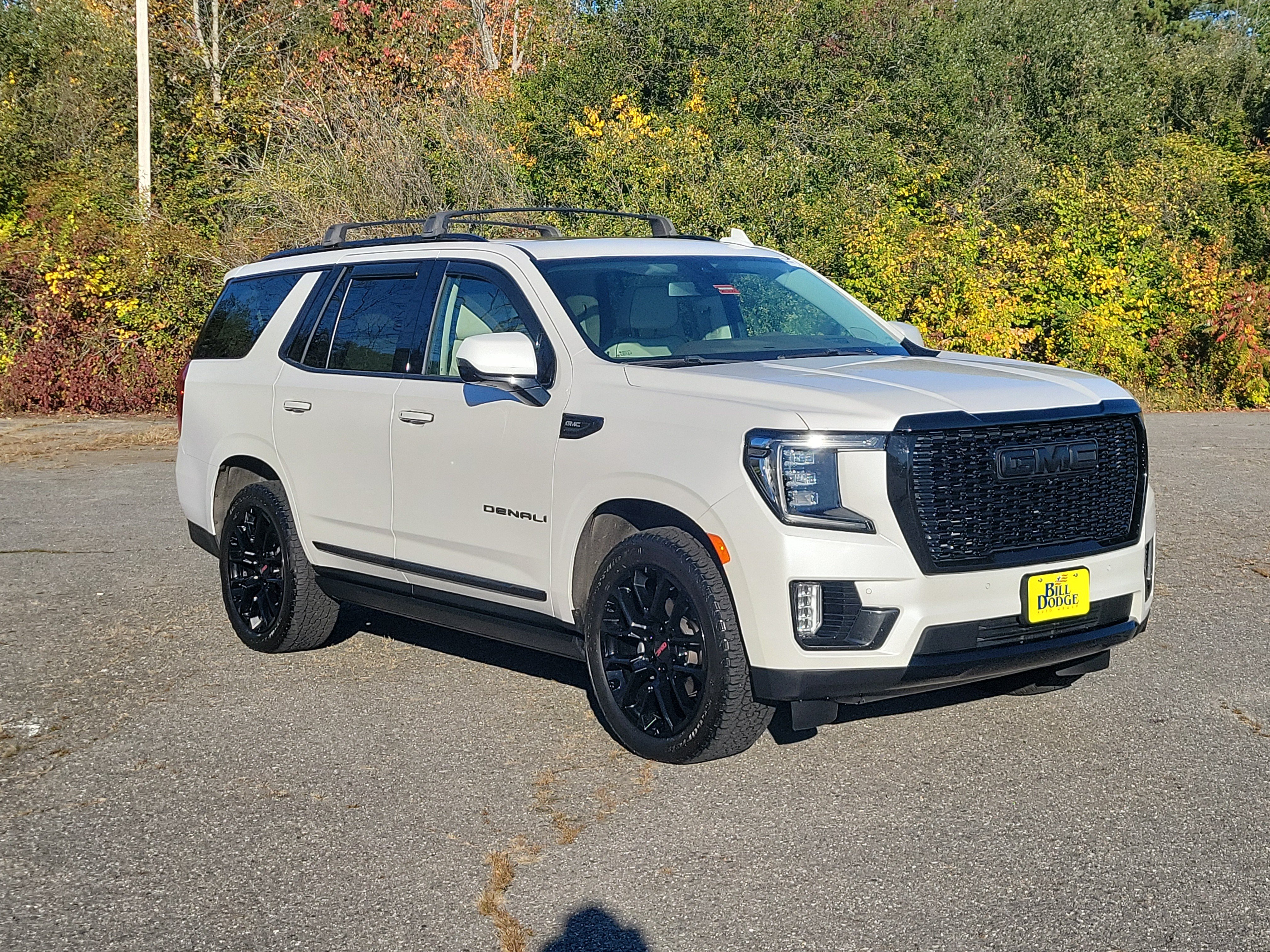 Used 2022 GMC Yukon Denali AWD/4WD image 3