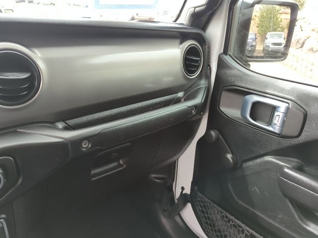 Used 2021 Jeep Gladiator Sport AWD/4WD image 8