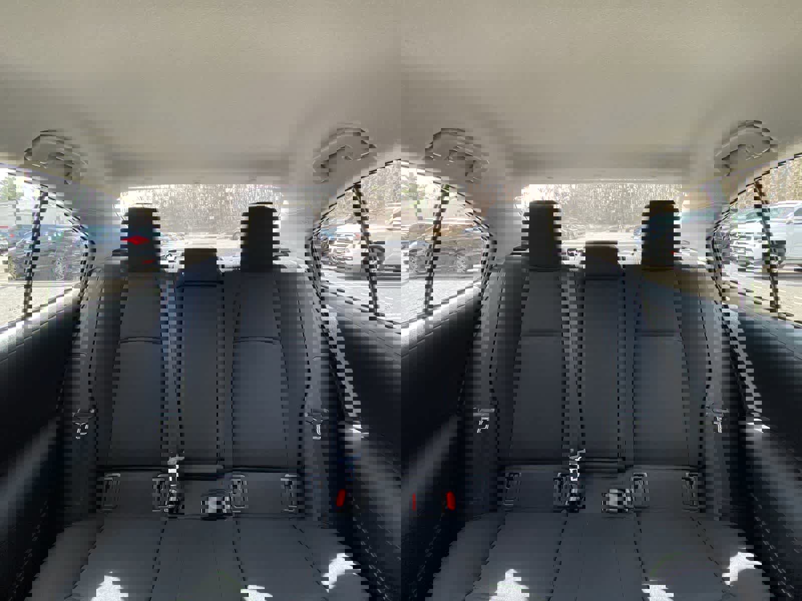 Used 2025 Toyota Corolla LE image 28