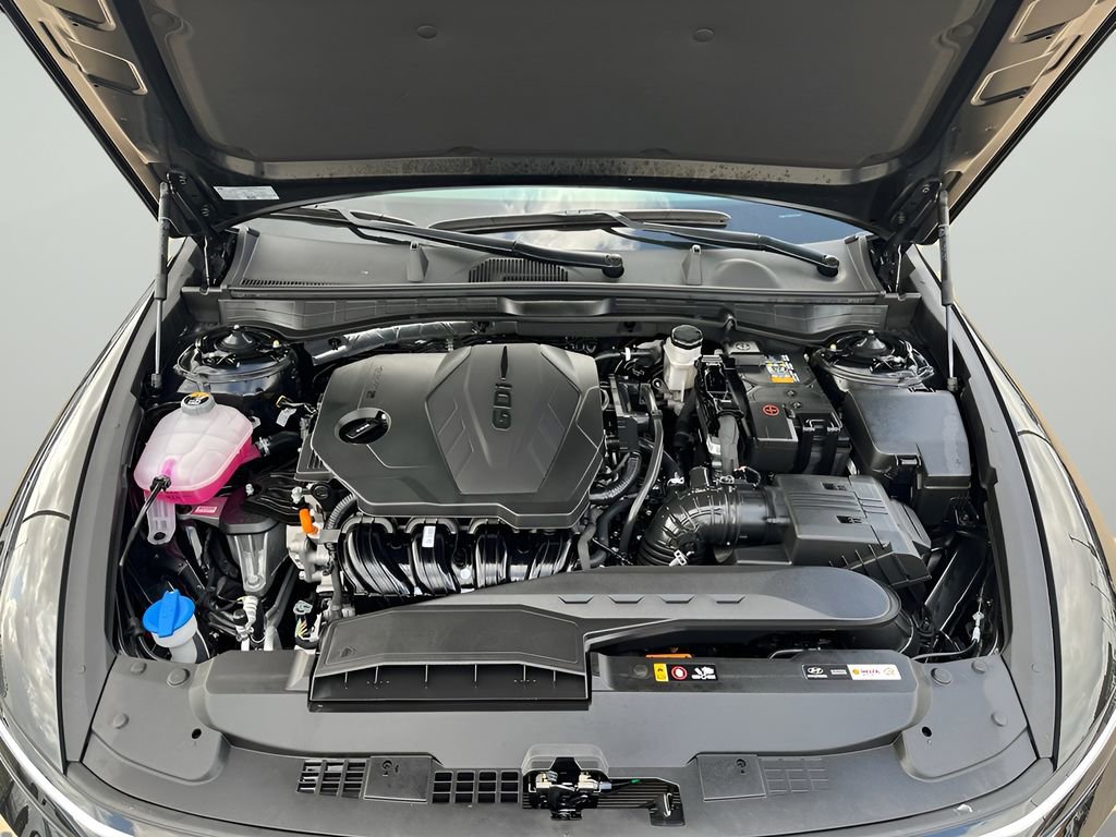 Used 2025 Hyundai Sonata SE image 30