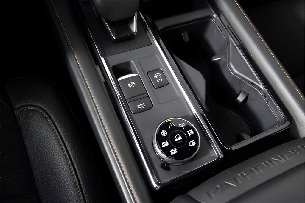 Used 2024 Nissan Pathfinder Rock Creek image 28